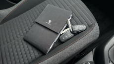 Peugeot 208 1.2 PureTech Active Premium + 5dr Petrol Hatchback